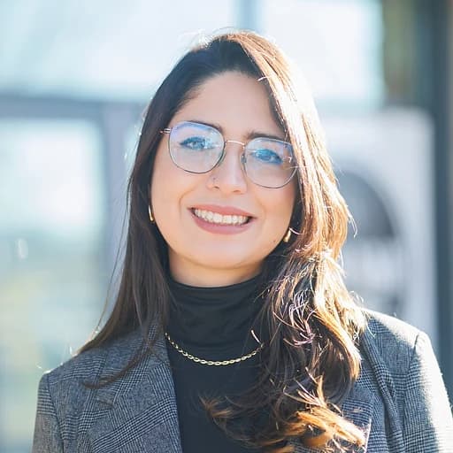 Aline, Director of Marketing