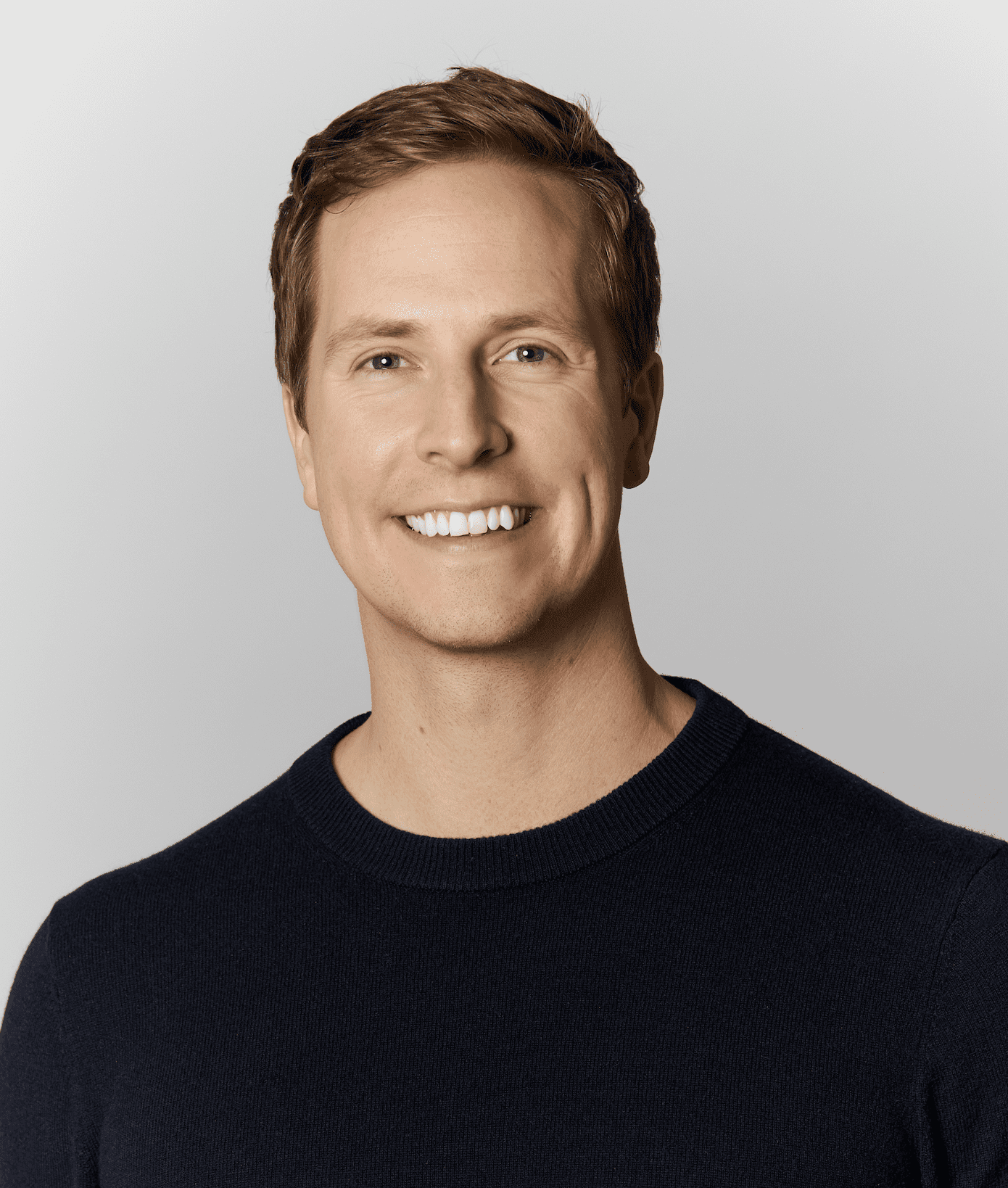 Evan Smith of Altana talks about his mission to fix globalization; the role of AI in making data actionable; & the changing face of supply chain visibility.